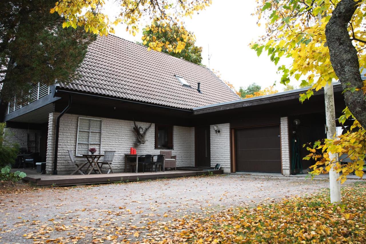 Villa Jupperi Espoossa Екстер'єр фото
